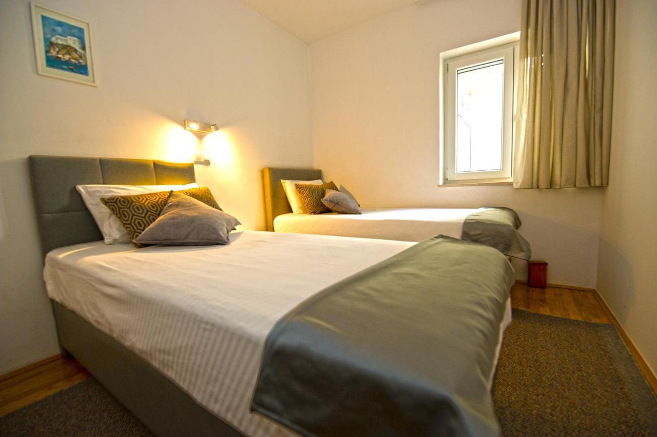 Apartament Duby